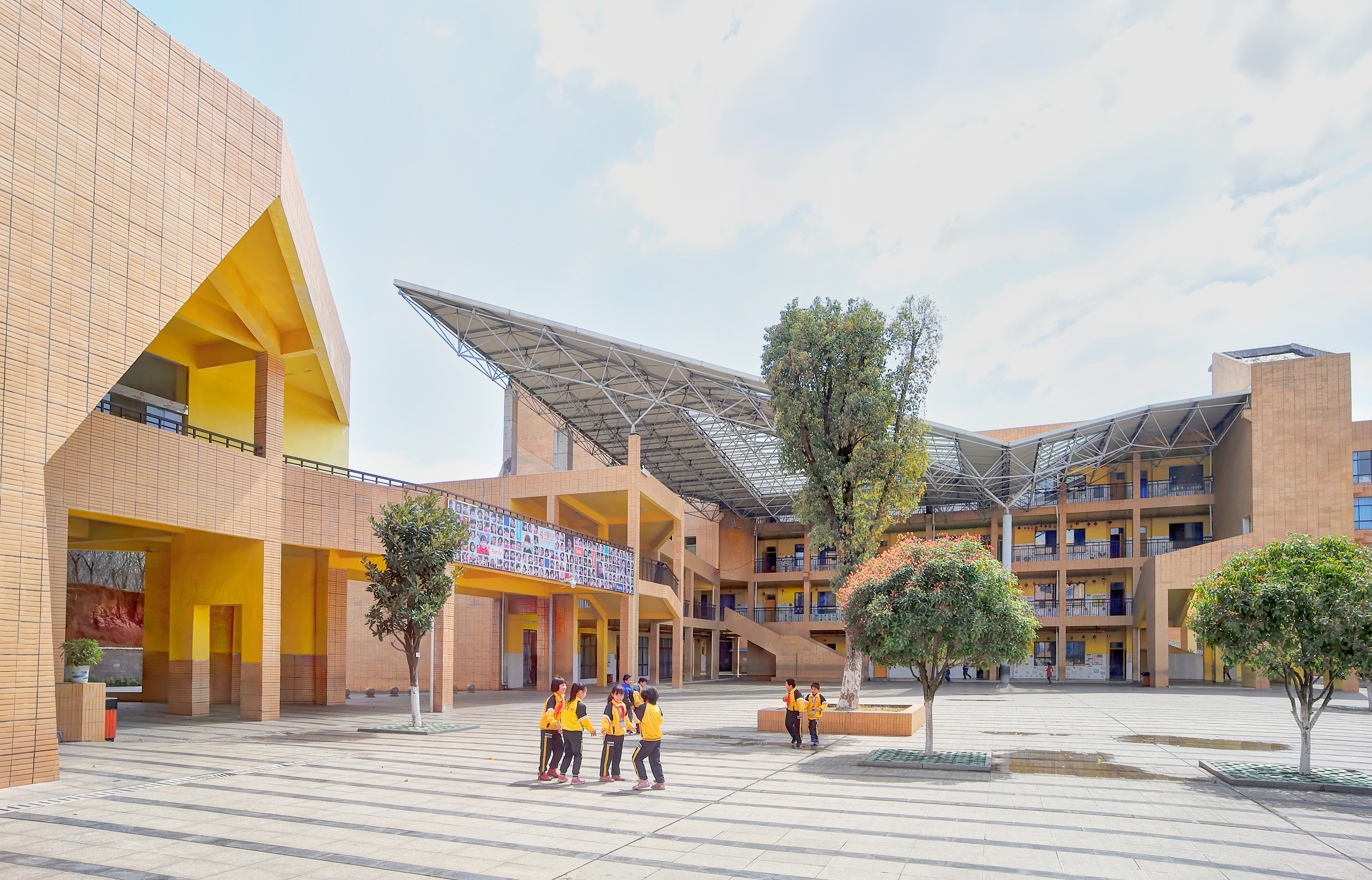 L1000256And9more_fused